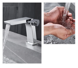ShadowStream Wasserfallarmatur in Gun Grey