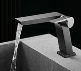 ShadowStream Wasserfallarmatur in Gun Grey