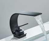 Ultraflache Waschtischarmatur in Schwarz mit Wasserfallauslauf – Elegante Mischbatterie für Aufsatzbecken