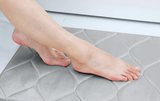 SoftStep Badematte Komfort – Memory-Schaum Teppich | Rutschfest & Saugstark | Weiches Badezimmer Erlebnis