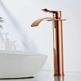 RoseAura Wasserfall Waschtischarmatur – Roségold Einhebelmischer aus Messing