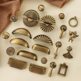 Bronvella ArcRetro Möbelgriff in Antik-Kupfer