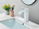 GoldCascade Waschtischarmatur – Gebürstete Goldarmatur für Waschbecken | Eleganter Wasserfallauslauf | Einhebel-Mischbatterie aus Edelstahl
