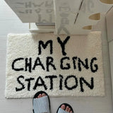 UrbanLetter INS Designmatte – Schwarze Bodenmatte für Schlafzimmer & Wohnzimmer