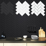 Herringbone Luxe – Selbstklebende Wandfliesen