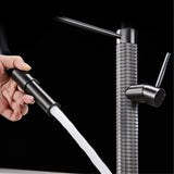 Velmora GoldFlex 360° Küchenarmatur – Gebürstetes Messing