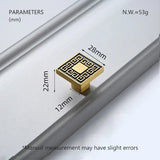 Aurivon LuxeGrip Möbelgriff aus Vollmessing