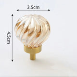 LuxoraCrystal Champagne – Kristall Möbelknopf mit Goldbasis