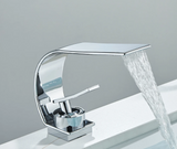 Ultraflache Waschtischarmatur in Schwarz mit Wasserfallauslauf – Elegante Mischbatterie für Aufsatzbecken