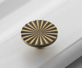 Bronvella ArcRetro Möbelgriff in Antik-Kupfer