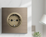 PowerLux Wandsteckdose Braun – Schuko Steckdose Aluminium | USB & Netzwerkanschluss | Moderne Unterputz Lösung