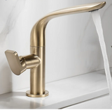 AquaLux Waschtischarmatur – Schwenkbarer Luxus Kalt-Warm-Wasserhahn mit Messinggehäuse