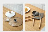 SpoonNest – Hitzebeständiger Löffelhalter & Spatelablage für die Küche