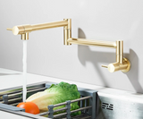 Wandmontierte Küchenspültischarmatur Gebürstetes Gold – Kaltwasserhahn | Schwenkbarer Auslauf | Platzsparendes Design