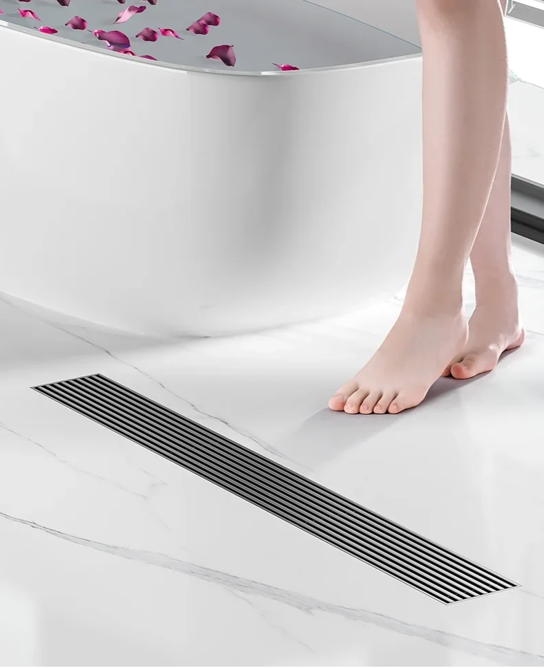AquaShield Quadratischer Edelstahl-Bodenablauf