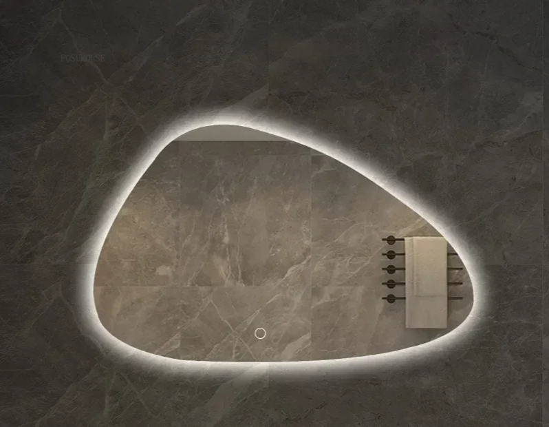 NordiLux Design Badezimmerspiegel – Smarter LED-Wandspiegel mit unregelmäßiger Form und Aluminiumrahmen