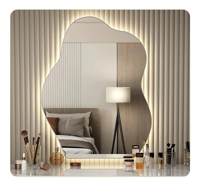 NordiGlow Irregular LED-Spiegel – Skandinavisches Design