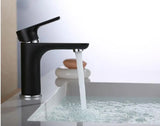 Amora Waschtischarmatur – Stilvoller Warm-Kalt-Wasserhahn aus Messing