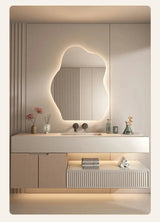 NordiGlow Irregular LED-Spiegel – Skandinavisches Design