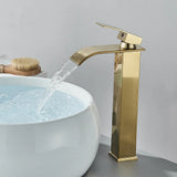 GoldCascade Waschtischarmatur – Gebürstete Goldarmatur für Waschbecken | Eleganter Wasserfallauslauf | Einhebel-Mischbatterie aus Edelstahl
