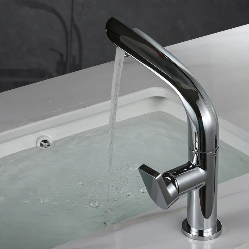 AquaLux Waschtischarmatur – Schwenkbarer Luxus Kalt-Warm-Wasserhahn mit Messinggehäuse