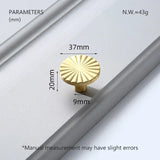 Aurivon LuxeGrip Möbelgriff aus Vollmessing