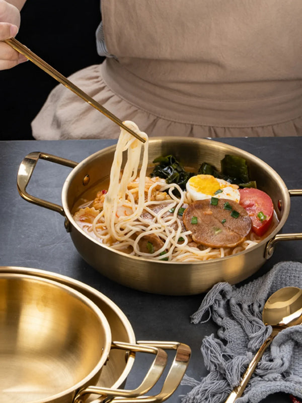 GastroPan – Edelstahl Saucen- & Paellapfanne mit Griff