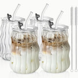 RillenGlas Trinkbecher-Set – 2/4 Wiederverwendbare Glasbecher mit Deckel & Trinkhalm | Spülmaschinengeeignet | Für Eiskaffee, Matcha & Saft