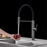 Velmora GoldFlex 360° Küchenarmatur – Gebürstetes Messing