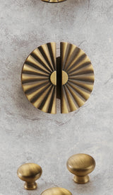 Bronvella ArcRetro Möbelgriff in Antik-Kupfer