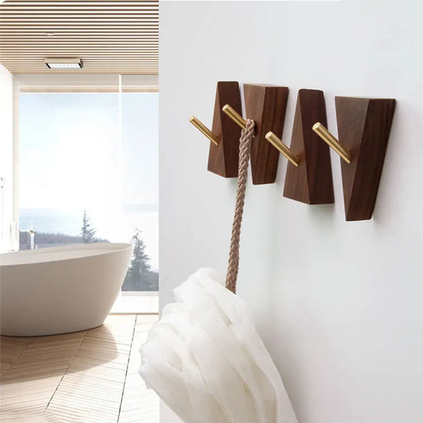 TriLuxe Dreieck Wandhaken – Messing & Massivholz