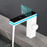 LuxuFlow Digitaler LED-Waschtischhahn
