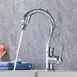 Elegante Waschtischarmatur in Schwanenform mit Wasserfallauslauf aus Messing
