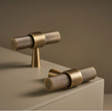 Nurlin Massiver Messing T-Bar Griff