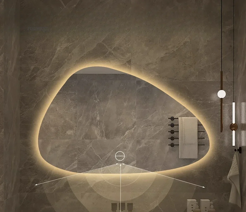 NordiLux Design Badezimmerspiegel – Smarter LED-Wandspiegel mit unregelmäßiger Form und Aluminiumrahmen