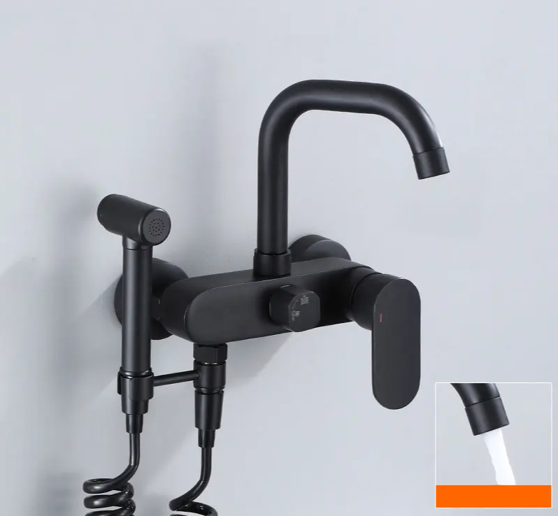 AquaJet Wandarmatur in Schwarz aus Messing